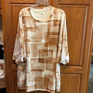 Women’s Abstract Brown and Cream Tunic Top size 2x
